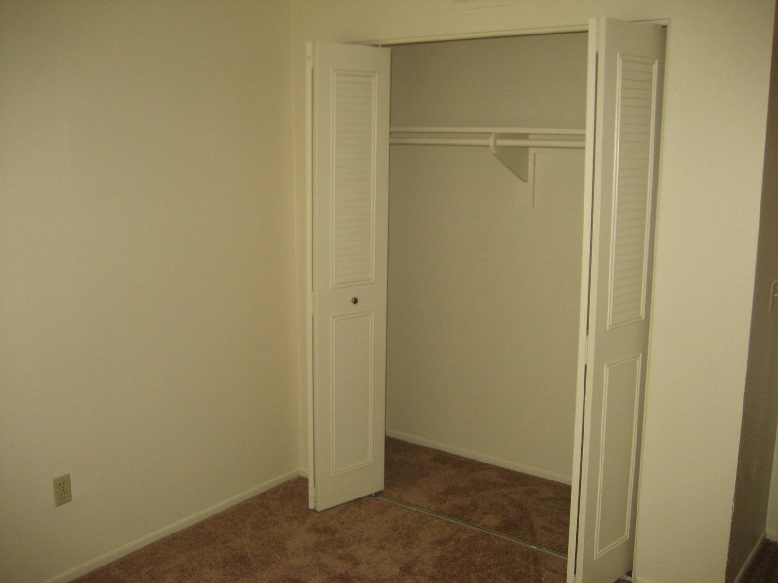 Building Photo - 72673 Raven Rd