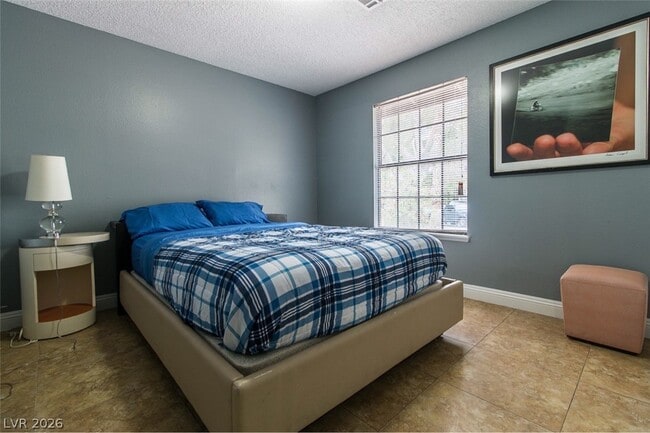 Building Photo - 1812 Niblick Cir