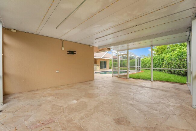 Building Photo - 10080 NW 53rd Ct