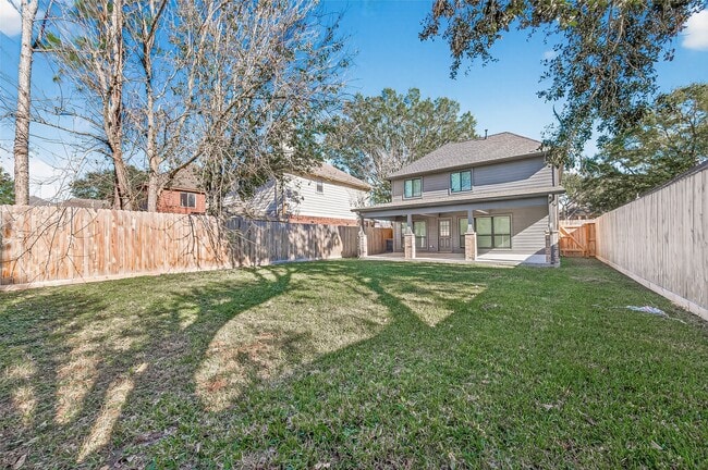 Building Photo - 1720 Old Creek Dr