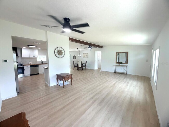Building Photo - 6623 SW 84th St