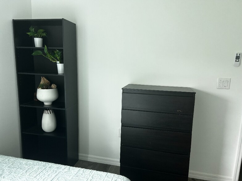 Building Photo - 21286 Quesada Ave