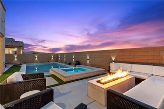 Building Photo - 3508 Liviana Gln Ave