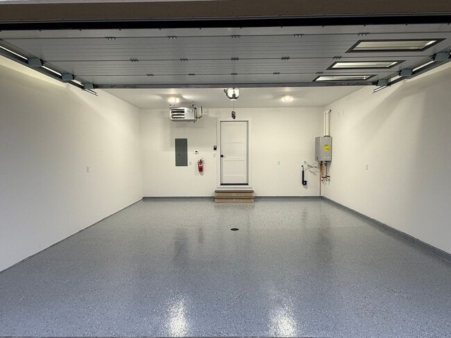 Building Photo - 336 Ashbrook Dr