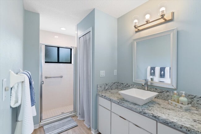 Building Photo - 131 Barrier Isle Dr