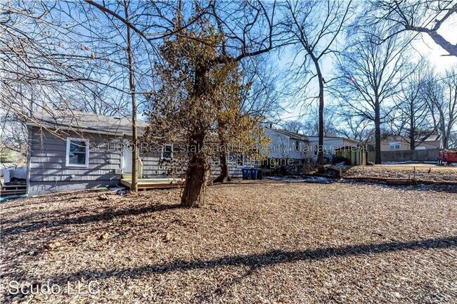 Building Photo - 7524 Pawnee St