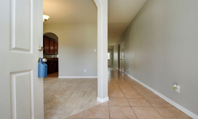 Building Photo - 10826 Elgar Ln