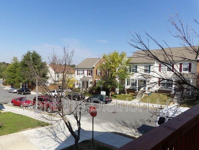 Building Photo - 1026 Wahler Pl SE