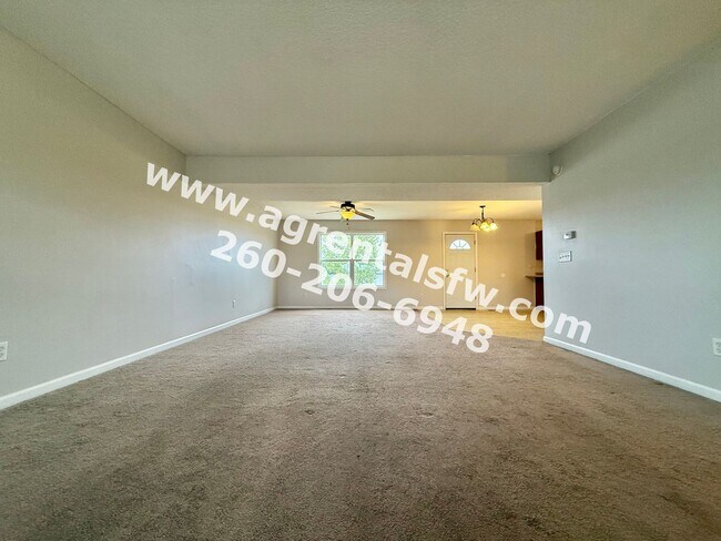 Building Photo - 3 Bedroom House - $300 off first months rent