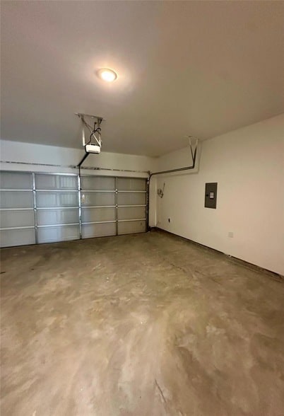 Building Photo - 10650 Ellerston Rd