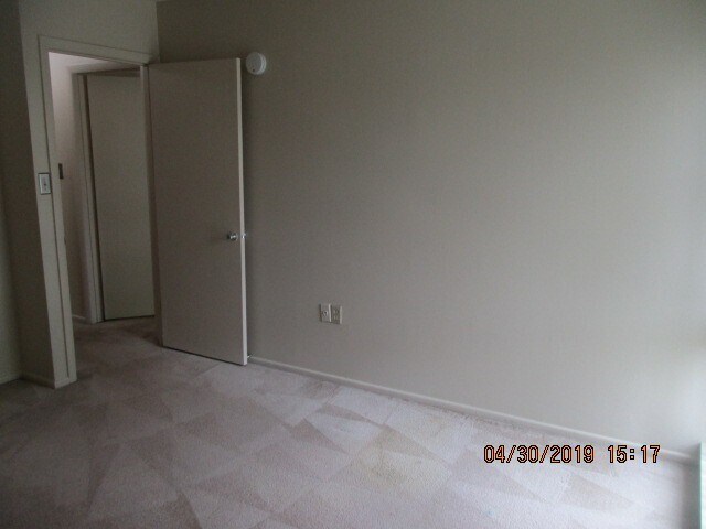 Building Photo - 2206 Greenery Ln