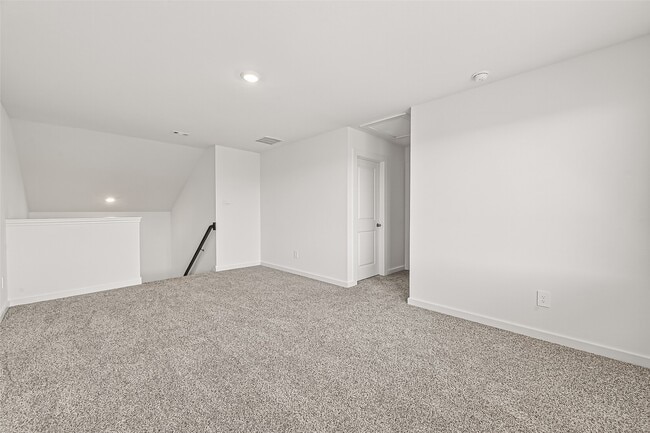 Building Photo - 6008 Jasper Hl Dr