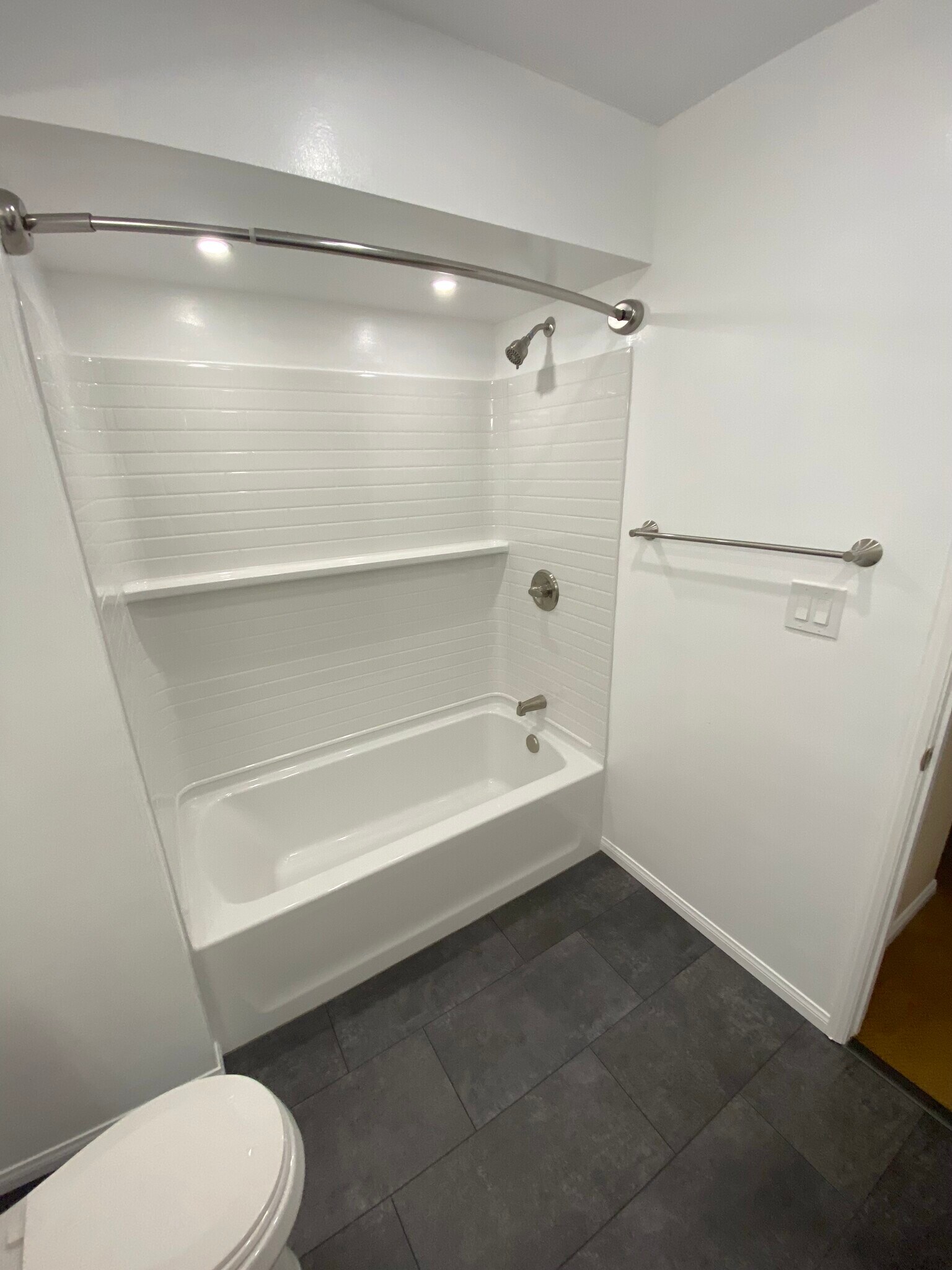 Building Photo - 1435 India St