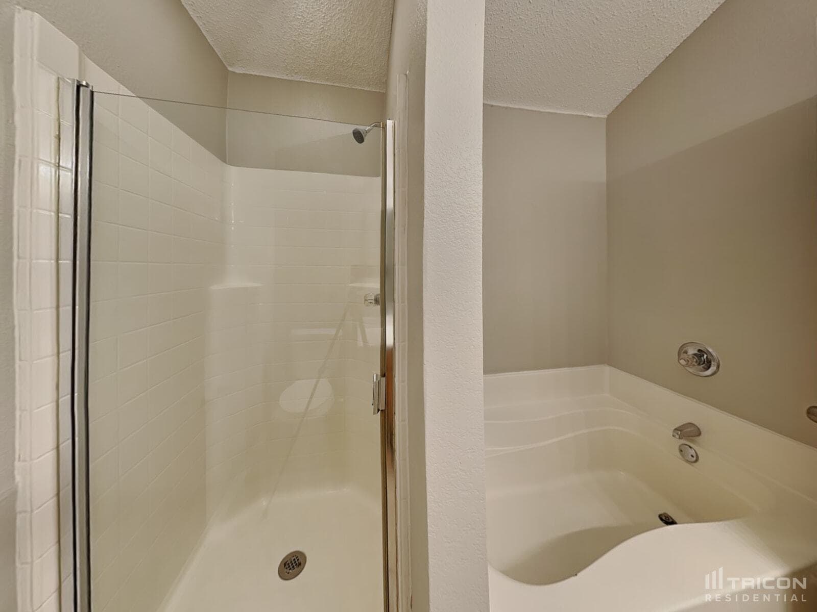 Building Photo - 4716 Shell Ridge Dr
