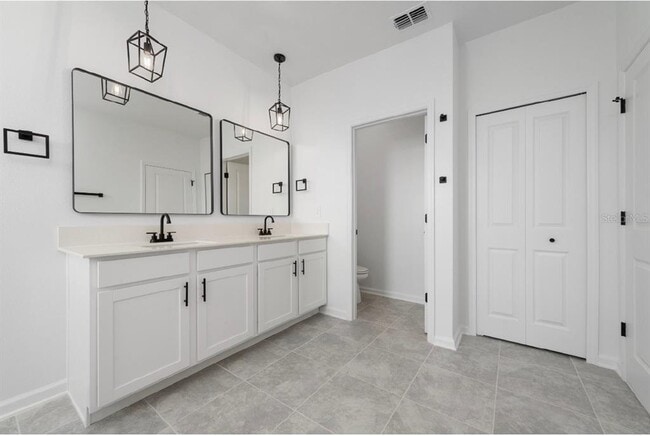 Building Photo - 159 Bogey Dr