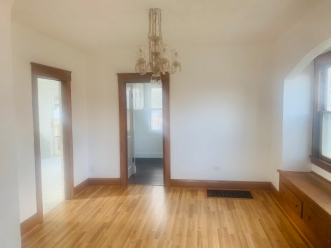 Building Photo - 3236 Schneider Rd