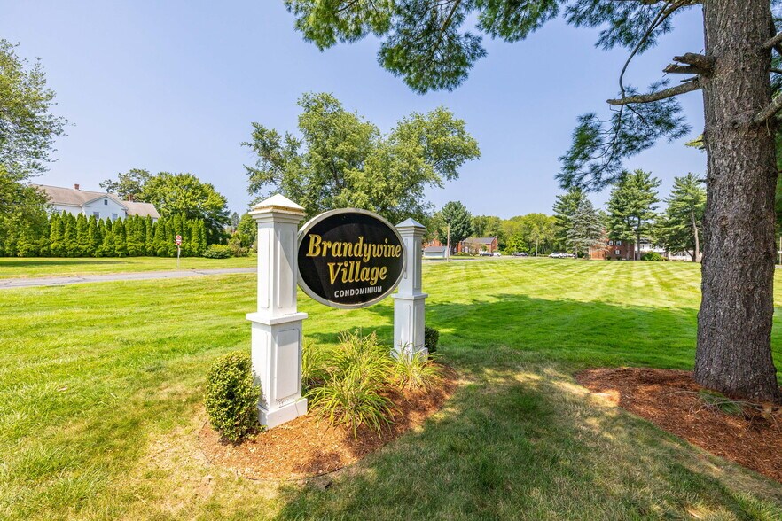 Building Photo - 26 Brandywine Ln