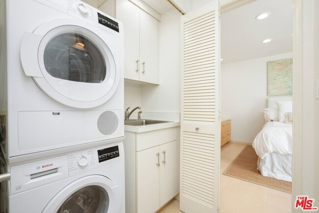 Building Photo - 24456 Malibu Rd