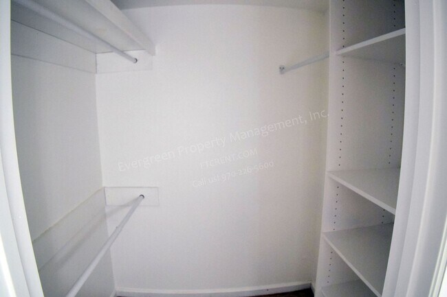 Building Photo - 824 N Garfield Ave