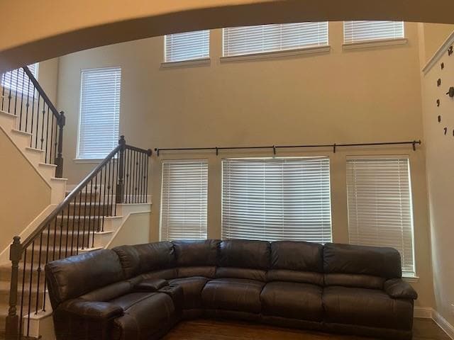 Building Photo - 844 Dartford Dr