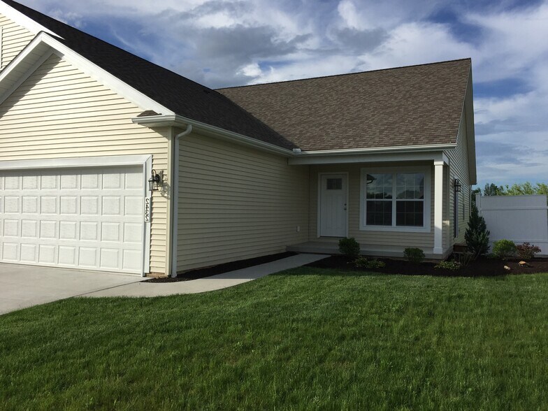 Building Photo - 2409 Wittenberg Ave SE