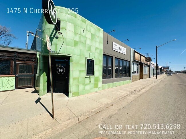 Building Photo - 1475 N Cherry St