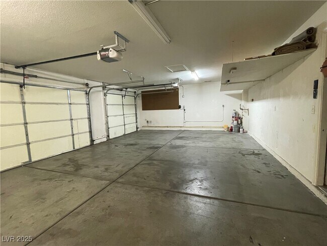 Building Photo - 8216 Romantic Sunset St