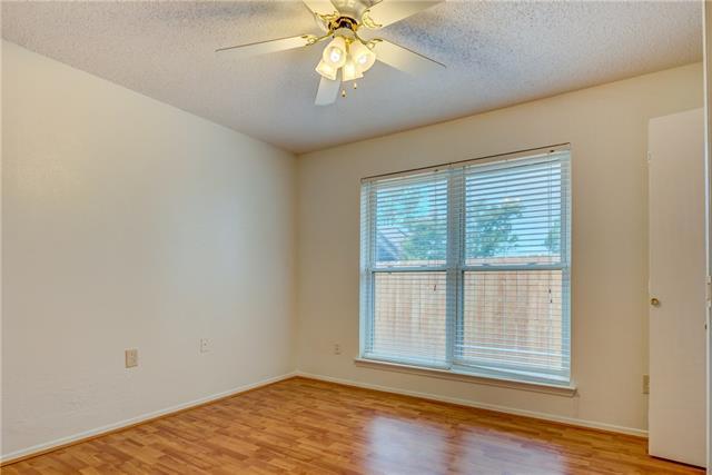 Building Photo - 1702 Elizabeth Dr