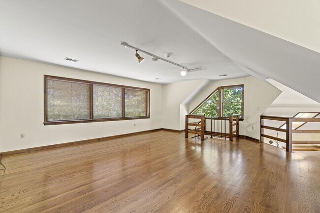 Building Photo - 12780 Chatter Brook Dr