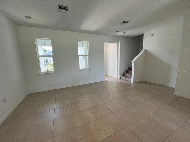 Building Photo - 1004 La Mirada Ct