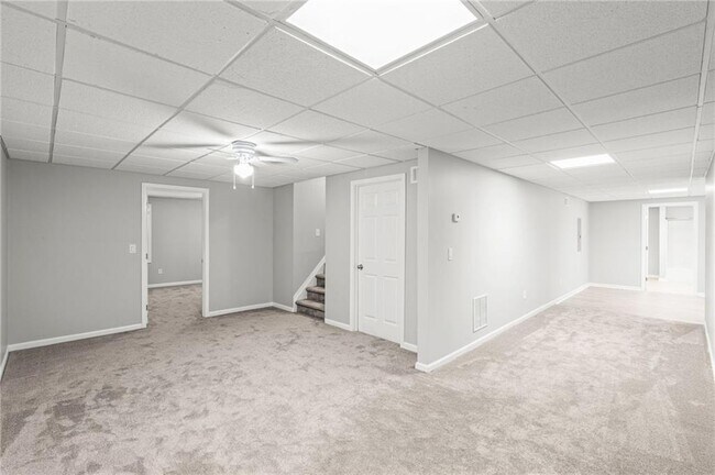 Building Photo - 11355 Vedrines Dr