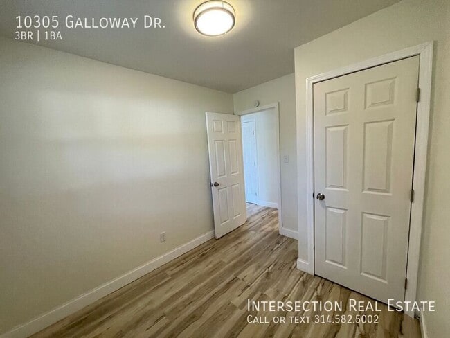 Building Photo - 10305 Galloway Dr