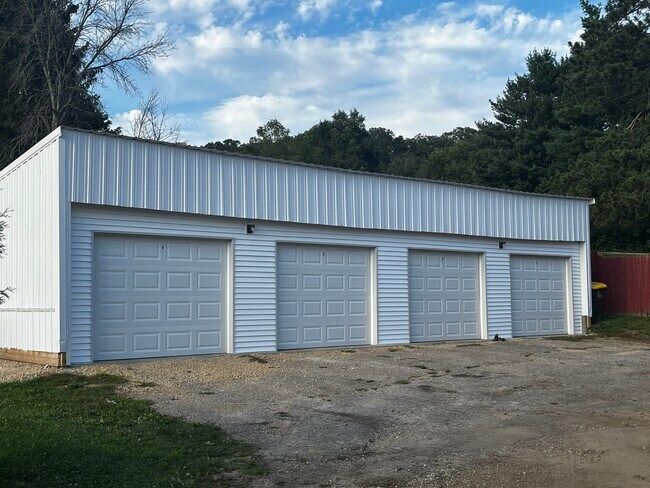 Building Photo - Loganville