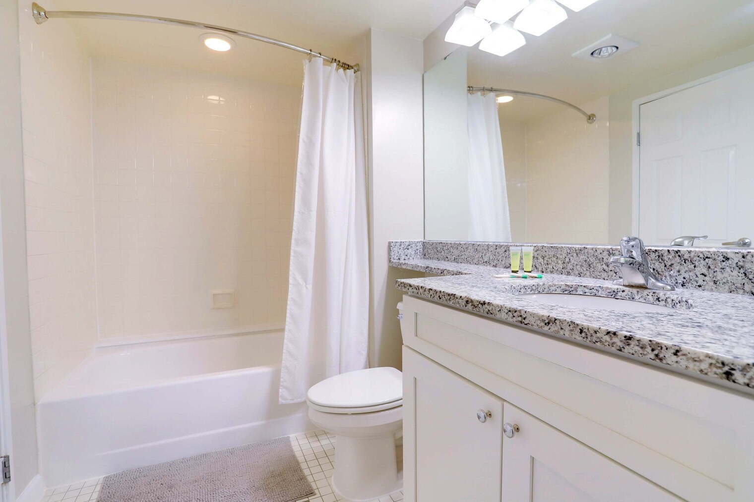 Building Photo - 401 12th St S