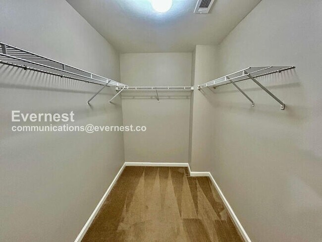 Building Photo - Limited Time Special Offer / 4 Bed, 2.5 Bath Home with Garage / Pet-Friendly / Vouchers Accepted ...