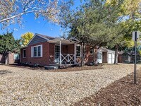 Building Photo - Spacious 5-Bedroom Gem on Locust Street – 2,053 Sq. Ft. of Comfort in Denver's Heart!