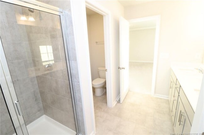 Building Photo - 1214 Rosefinch Dr