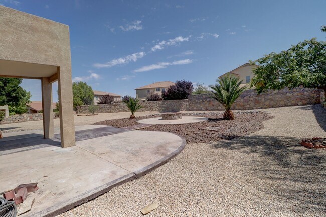 Building Photo - 2484 Gila Bend Loop