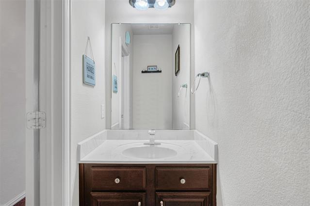 Building Photo - 3520 Orchard Dr