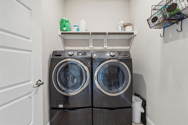 Building Photo - 3206 Timberline Dr