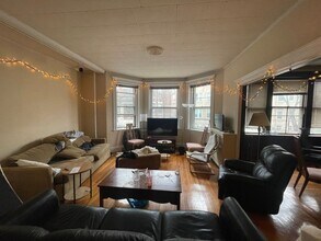Building Photo - 9/1 No Fee! Massive 4BR/1.5BA near Audubon Circle, BU, Kenmore, Longwood!