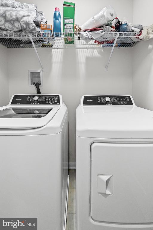 Building Photo - 1901 Graymount Way