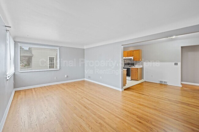 Building Photo - 5520 Bosworth Pl