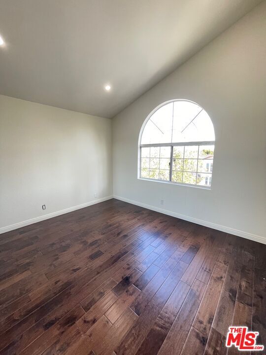 Building Photo - 8515 Alcott St