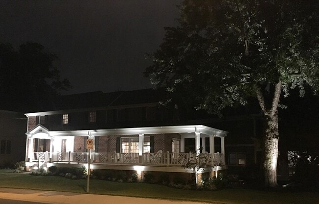 Building Photo - 4518 Chase Ave