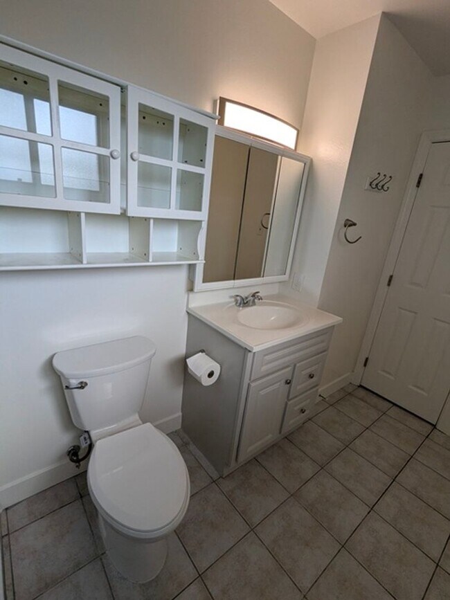 Building Photo - 3 BR / 2 BA Single Story Home in Serra Mesa