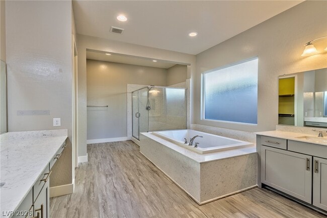 Building Photo - 13 Via Tiberina