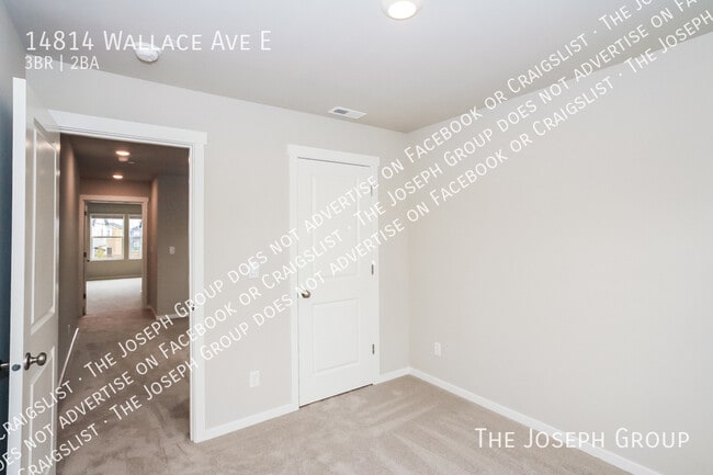 Building Photo - 14814 Wallace Ave E