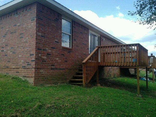 Building Photo - 251-251 Graystone Cir