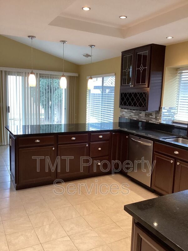 Building Photo - 7108 Beaver Falls Way